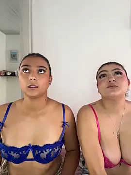 nicolexxaleja online show from 05/01/26, 02:00
