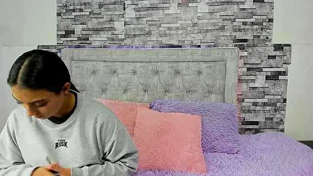 nicolexxaleja online show from 11/06/25, 09:41