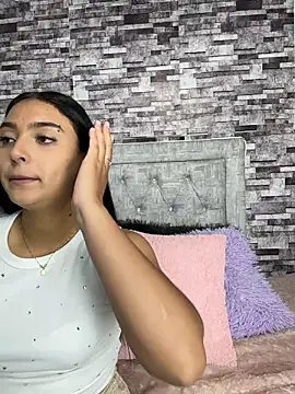 nicolexxaleja online show from 01/06/26, 04:22