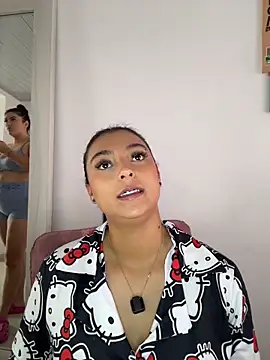 nicolexxaleja online show from 04/28/26, 02:43
