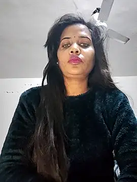 Snapshot of cute_radhikaa chatting on 01/11/26, 10:49 cute radhikaa online show from 01/11/26, 10:49