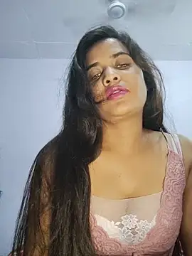 cute radhikaa online show from 07/14/26, 07:31