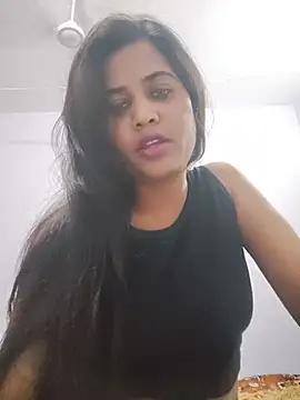 cute radhikaa online show from 05/24/26, 07:08