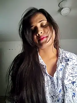 Snapshot of cute_radhikaa chatting on 04/12/26, 09:01 cute radhikaa online show from 04/12/26, 09:01