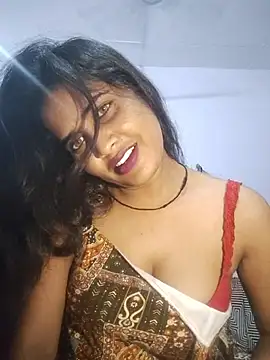 cute radhikaa online show from 06/10/26, 08:59
