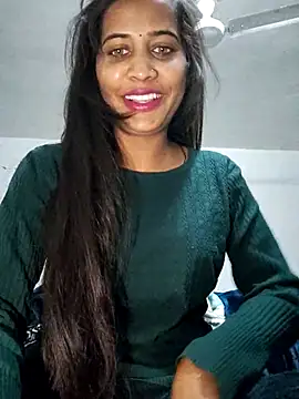 Snapshot of cute_radhikaa chatting on 01/11/26, 12:06 cute radhikaa online show from 01/11/26, 12:06