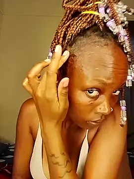 SeffieLucy online show from 02/06/26, 01:29