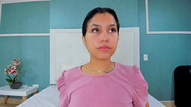 Snapshot of ania_gomez chatting on 10/05/25, 12:40 ania gomez online show from 10/05/25, 12:40