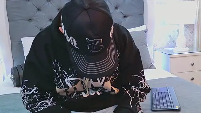 Snapshot of ZoeKrug chatting on 01/14/26, 11:47 ZoeKrug online show from 01/14/26, 11:47