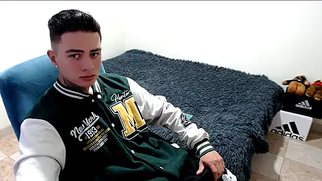 santii ss online show from 10/29/25, 01:43