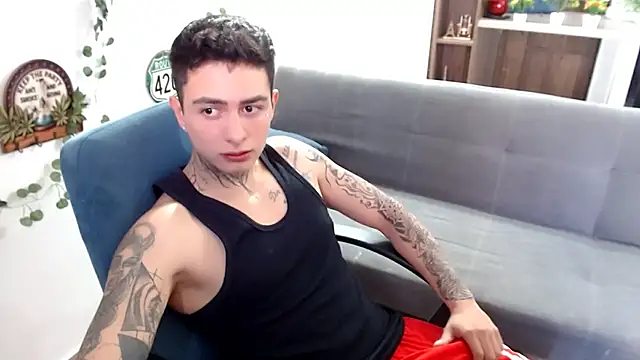 Snapshot of santii_ss chatting on 04/03/26, 04:46 santii ss online show from 04/03/26, 04:46