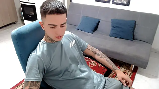 santii ss online show from 12/15/25, 03:18