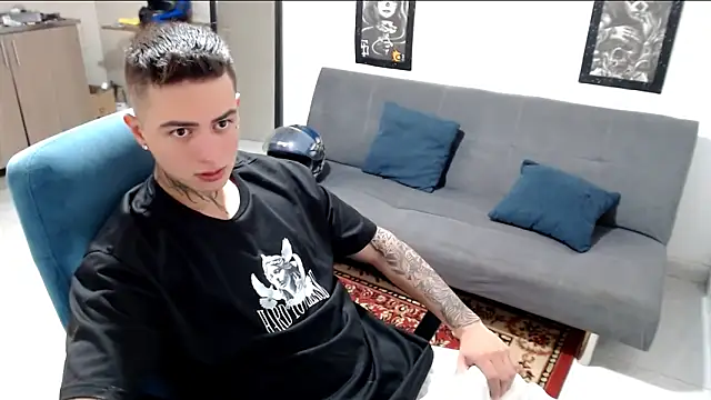 santii ss online show from 11/09/25, 03:05