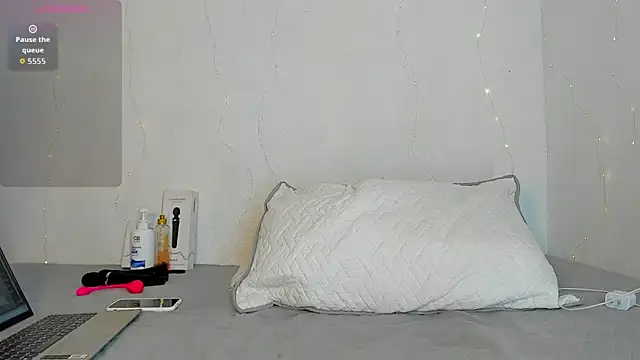 hot boy 04 online show from 03/20/26, 03:46