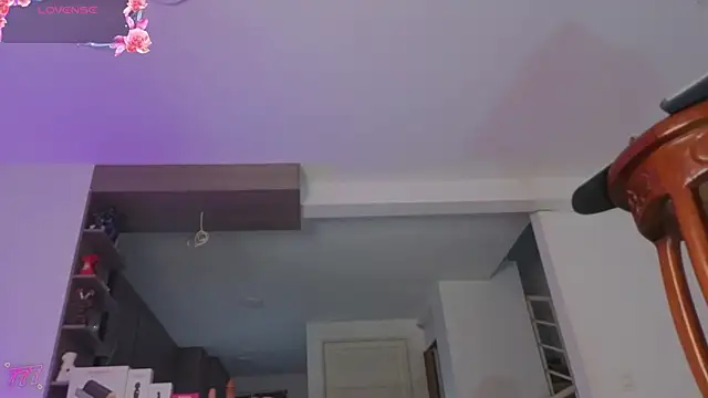 Chloe cooperr online show from 05/16/26, 10:53