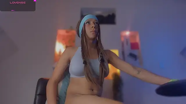 Chloe cooperr online show from 10/02/25, 07:06