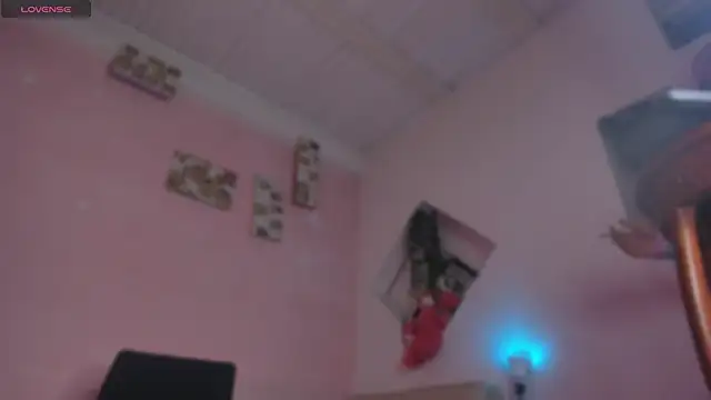 Chloe cooperr online show from 01/11/26, 04:30