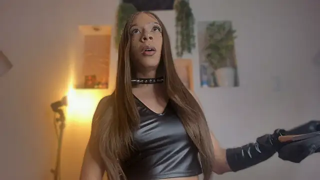 Chloe cooperr online show from 09/14/25, 03:34