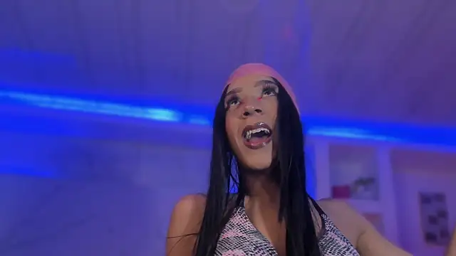 Chloe cooperr online show from 02/25/26, 04:12