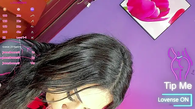 Valentina Horny777 online show from 11/03/25, 10:52