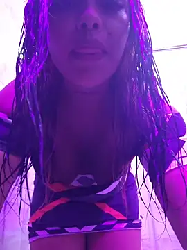 Snapshot of Yessica_Lopezz chatting on 11/08/25, 02:37 Yessica Lopezz online show from 11/08/25, 02:37