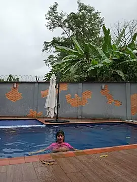 Snapshot of Yessica_Lopezz chatting on 11/09/25, 06:45 Yessica Lopezz online show from 11/09/25, 06:45