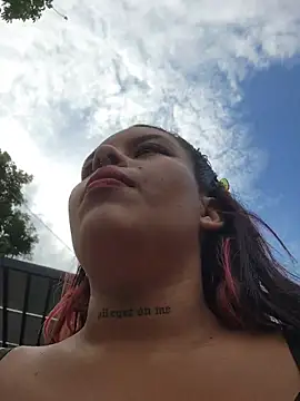 Snapshot of Yessica_Lopezz chatting on 12/05/25, 12:48 Yessica Lopezz online show from 12/05/25, 12:48