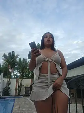 Snapshot of Yessica_Lopezz chatting on 05/15/26, 11:30 Yessica Lopezz online show from 05/15/26, 11:30