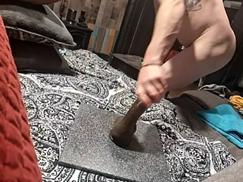 Snapshot of wowokthankyou chatting on 02/13/26, 10:37 wowokthankyou online show from 02/13/26, 10:37