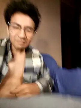 LecheDeSoya666 online show from 11/13/25, 05:22