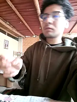 LecheDeSoya666 online show from 09/25/25, 06:47