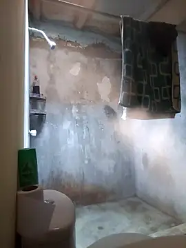 LecheDeSoya666 online show from 01/14/26, 04:21