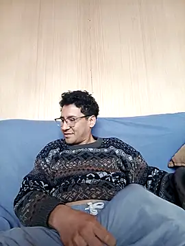 LecheDeSoya666 online show from 10/08/25, 02:51