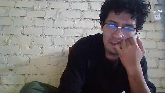 Snapshot of LecheDeSoya666 chatting on 05/01/26, 06:13 LecheDeSoya666 online show from 05/01/26, 06:13