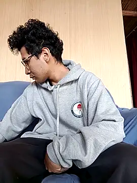 LecheDeSoya666 online show from 11/12/25, 01:48