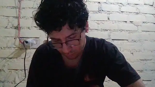 LecheDeSoya666 online show from 12/20/25, 03:20