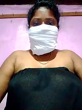 Snapshot of boosypussy chatting on 05/03/26, 10:35 boosypussy online show from 05/03/26, 10:35