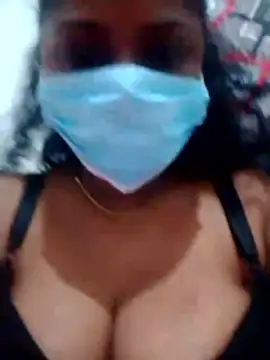 Snapshot of boosypussy chatting on 05/24/26, 10:42 boosypussy online show from 05/24/26, 10:42