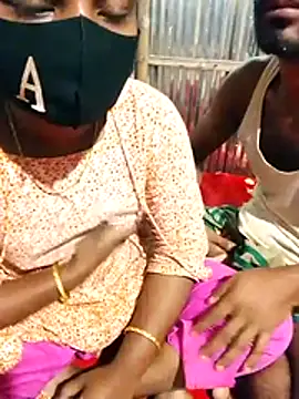 MONiSHA-moni-21 online show from 10/24/25, 09:36