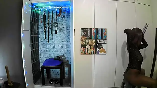 BaDSubMiss online show from 09/23/25, 04:19