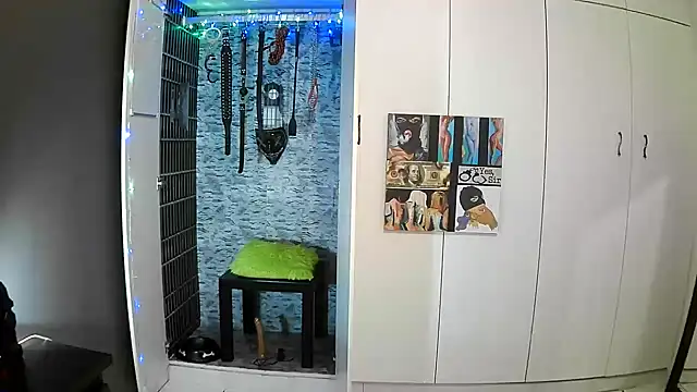 BaDSubMiss online show from 09/15/25, 04:35