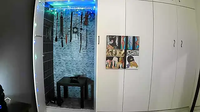 BaDSubMiss online show from 10/11/25, 04:24