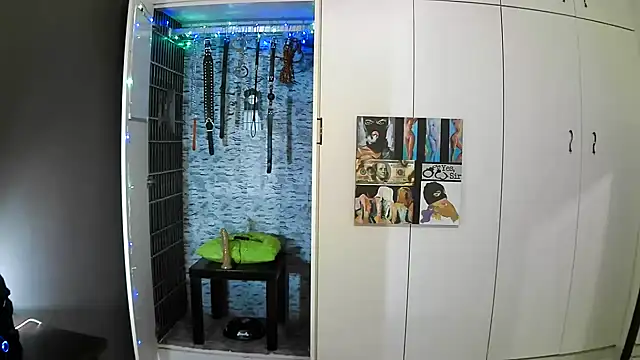 BaDSubMiss online show from 10/12/25, 04:14