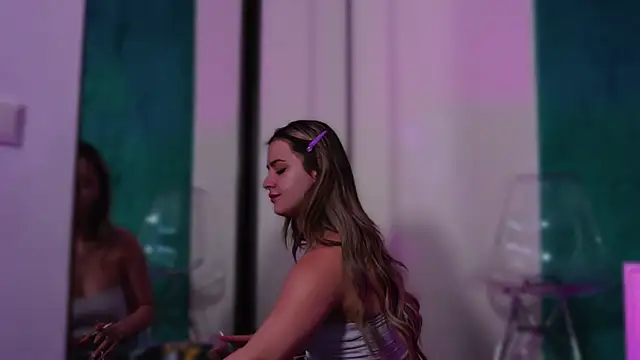 LucyLextonX online show from 07/24/26, 05:36