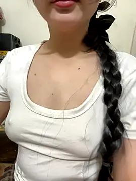 LinYi Office online show from 11/01/25, 09:19