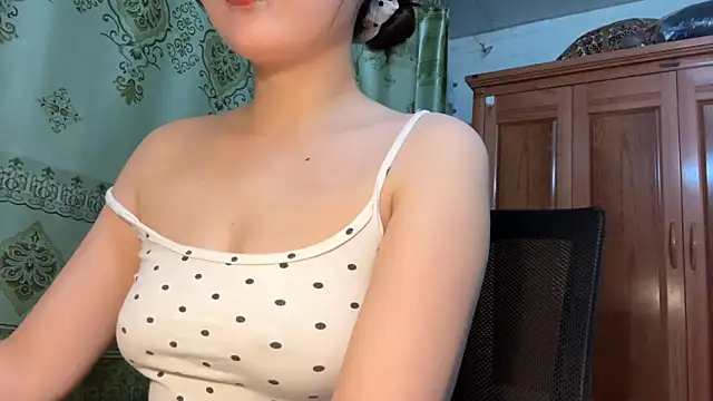 Snapshot of LinYi_Office chatting on 07/01/26, 01:06 LinYi Office online show from 07/01/26, 01:06