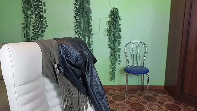 Snapshot of Habibi_Honeyy chatting on 11/25/25, 11:21 Habibi Honeyy online show from 11/25/25, 11:21