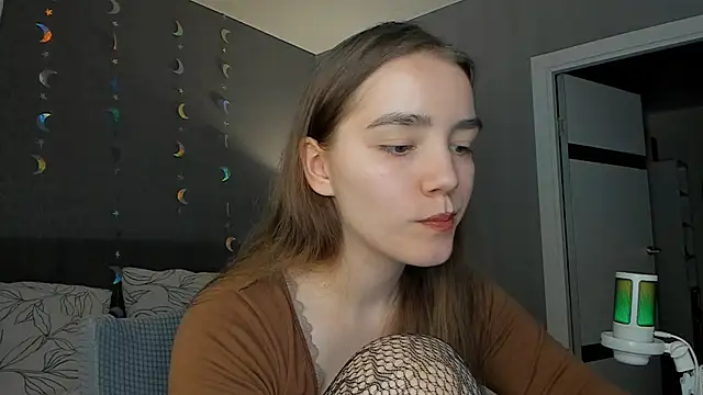 Snapshot of sweete_chantal chatting on 06/23/26, 07:34 sweete chantal online show from 06/23/26, 07:34