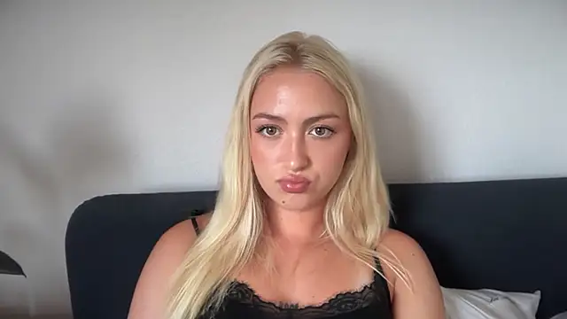 Kitty Swetty online show from 07/11/26, 05:24