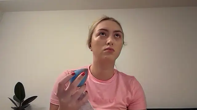 Kitty Swetty online show from 01/18/26, 02:48